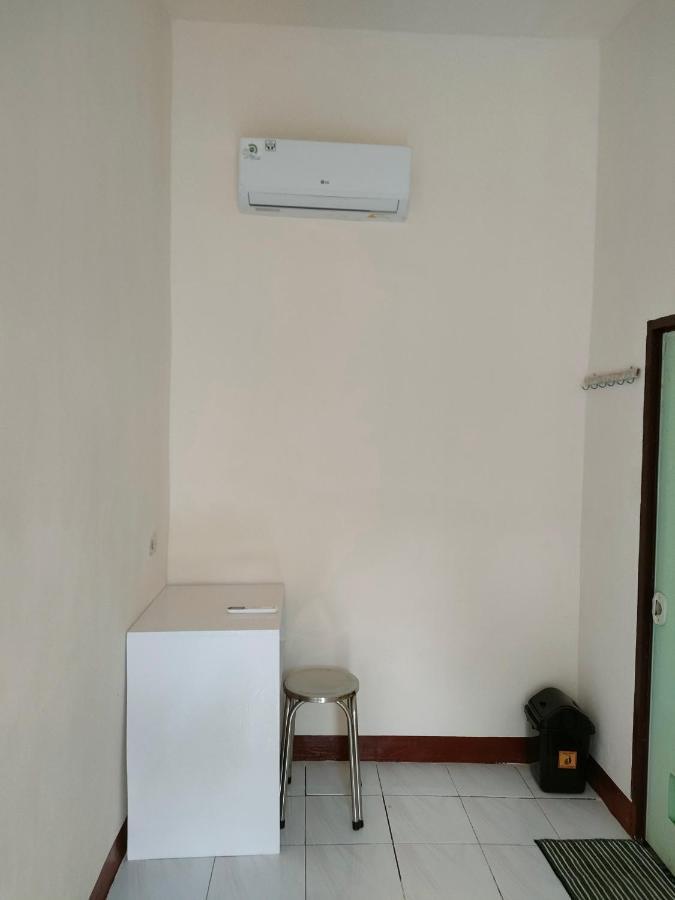 Satu Hati Homestay Ekas Exterior photo